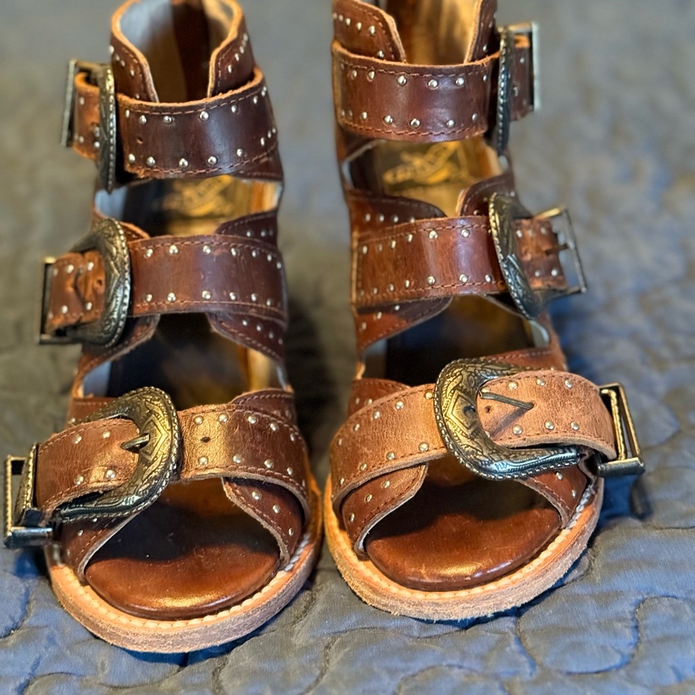 Kids Brown Buckle Sandals